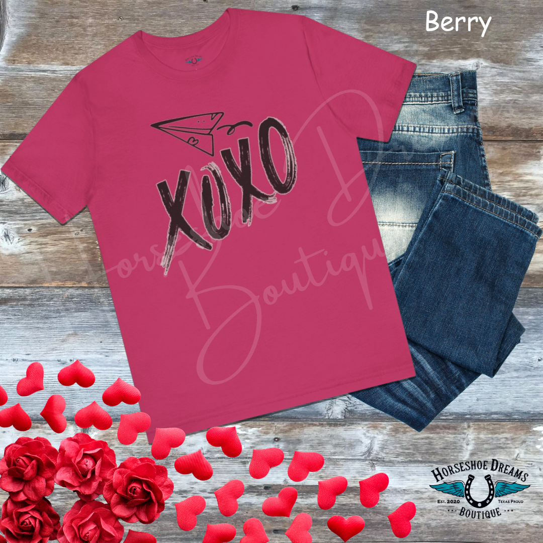 Sending My Love Graphic Tee
